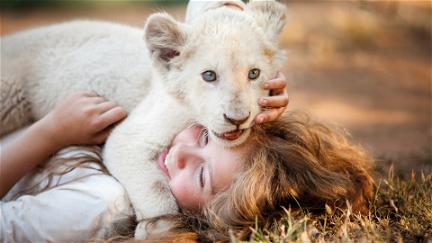 Mia y el león blanco poster